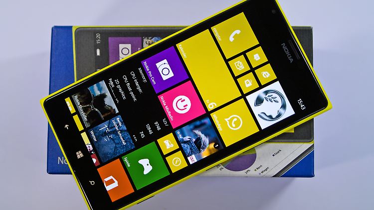 Das Nokia Lumia 1520 hat einen sechs Zoll großen Full-HD-Bildschirm und einen Vier-Kern-Prozessor.