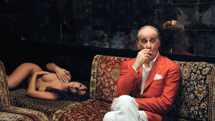 Der hoch angesehene Autor Jep Gambardella (Toni Servillo) in einer Szene des Films "La Grande Bellezza".