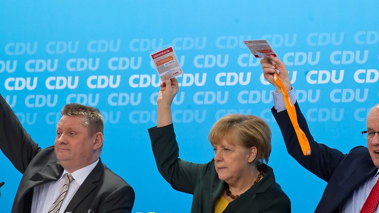 Kanzlerin Angela Merkel kann sich auf ihre Parteifreunde verlassen.