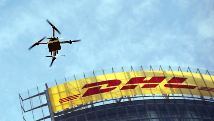 Paketkopter im Anflug auf die Konzernzentrale: Steht die Postfliegerei vor der unbemannten Renaissance?