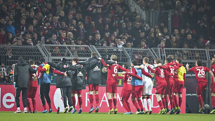 So wollen die Leverkusener auch in San Sebastian feiern.