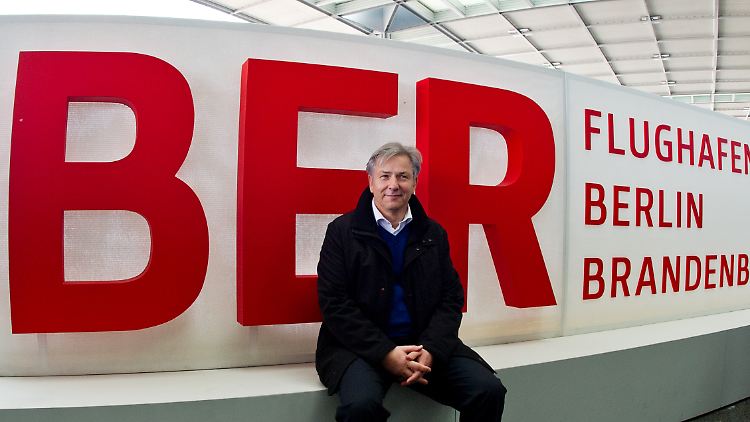 Klaus Wowereit hat Sitzfleisch. 