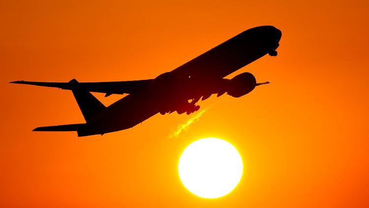 32 von 57 geplanten Langstreckenflügen finden laut Lufthansa aber trotz des Streiks statt.