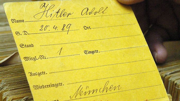 Auch die Ersatz-Mitgliedskarte von Hitler befindet sich im NSDAP-Archiv des Berlin Document Center.