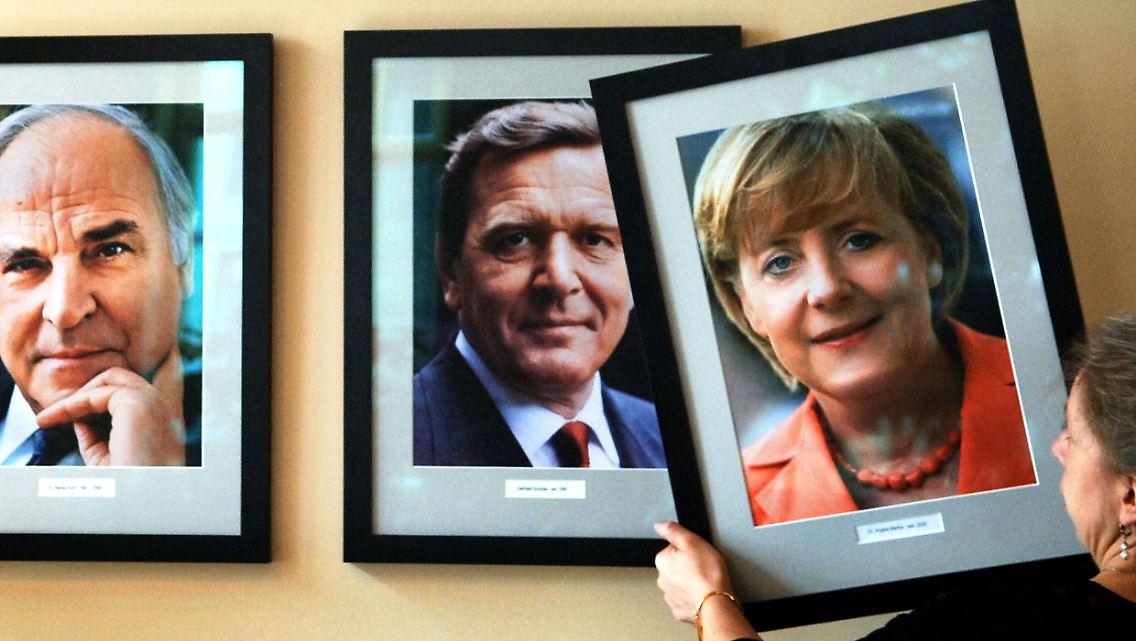 "Nach Schröders Attacke war das natürlich nicht mehr möglich. Deshalb hat Schröder Merkel wohl ins Kanzleramt verholfen."