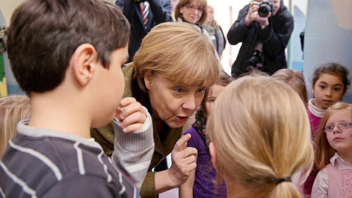 Die alte CDU glaubte, dass Kindergärten Teufelszeug und Atomkraftwerke nachhaltig sind. Diese Zähne hat Merkel ihren Parteifreunden gezogen.