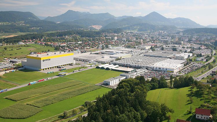 Blühende Landschaften: Am Stammsitz Velenje erstreckt sich das Hauptwerk des Hausgeräteherstellers über eine Fläche von 60 Hektar.