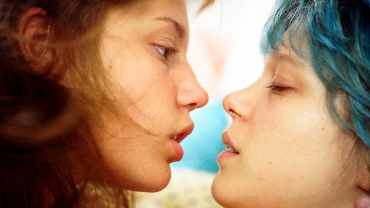Adèle und Emma müssen für ihre Beziehung einige Widerstände überwinden.