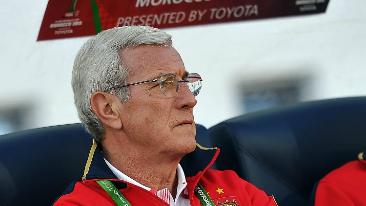 Der Silberfuchs mit dem Guangzhou Evergrande FC bei der Klub-WM: Marcello Lippi.