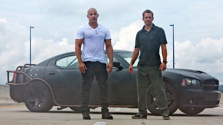 Vin Diesel soll mit dem Bruder Paul Walkers weiterarbeiten.