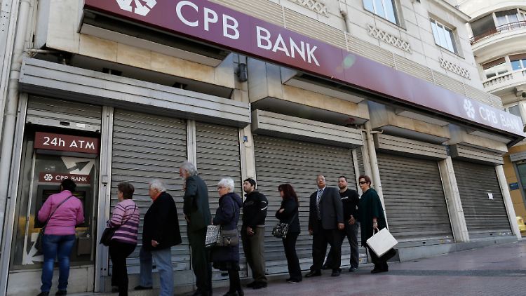 In Zypern wird die zweitgrößte Bank abgewickelt. Sie stand im Rahmen der Finanzkrise vor dem Zusammenbruch.    
