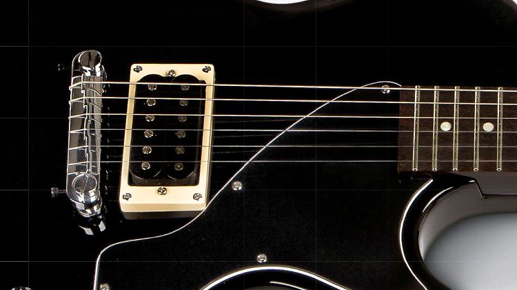Wer richtig gut Gitarre spielen will, der muss auch mit "Rocksmith 2014" lange üben.