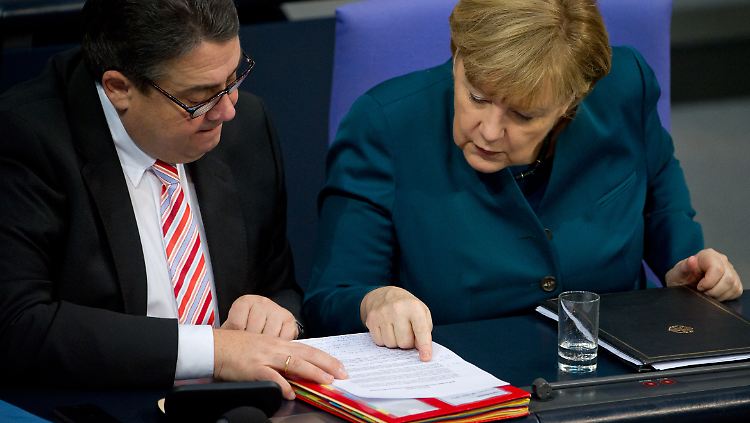 Vereint gegen EU-Kritik: Kanzlerin Merkel (r.) und Vize Gabriel (l.)