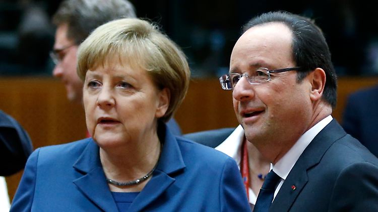 Merkel und Hollande in Brüssel: Deutschland steht französischen Forderungen nach einem Fonds für Militäreinsätze skeptisch gegenüber.