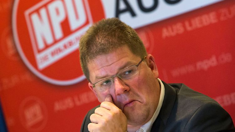 Der ehemalige NPD-Chef vor einem Jahr bei einer Pressekonferenz in Pampow (Mecklenburg-Vorpommern).