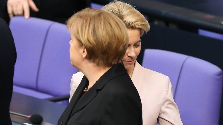 Klare Kante: Von der Leyen machte Merkel deutlich, dass sie nicht für jedes Ministeramt zur Verfügung steht.