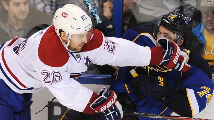 Schützt die NHL ihre Spieler ausreichend vor schweren Kopfverletzungen? Diese Frage könnte vor Gericht landen.