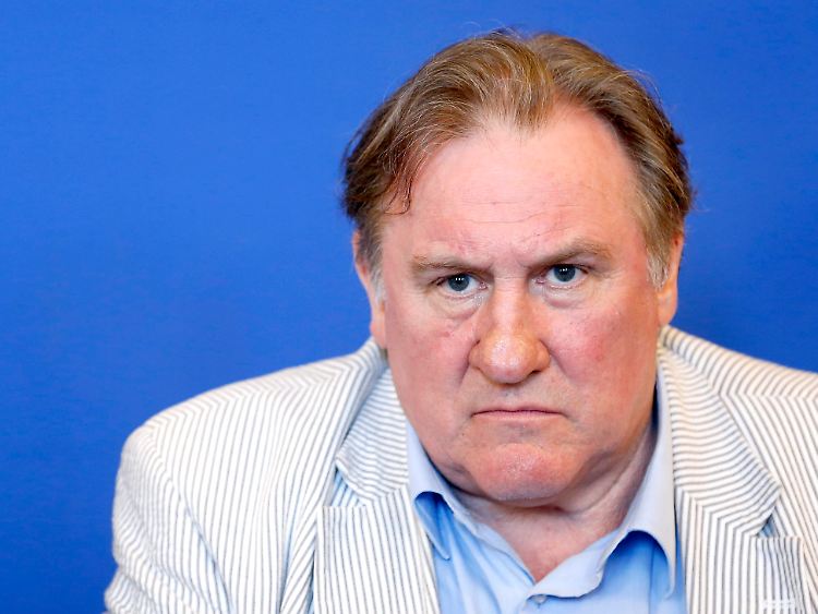 In letzter Zeit macht Depardieu eher mit Steuerflucht, einem russischen Pass und Trunkenheitsfahrten Schlagzeilen.