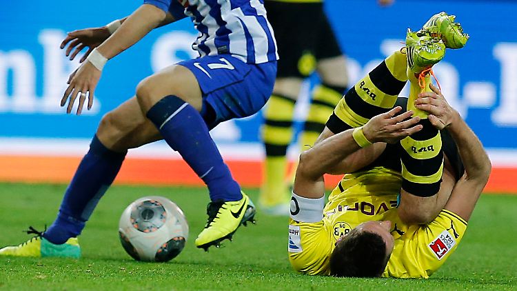 Am Boden: Borussia Dortmund kassierte gegen Aufsteiger Hertha BSC die dritte Heimniederlage in Folge.