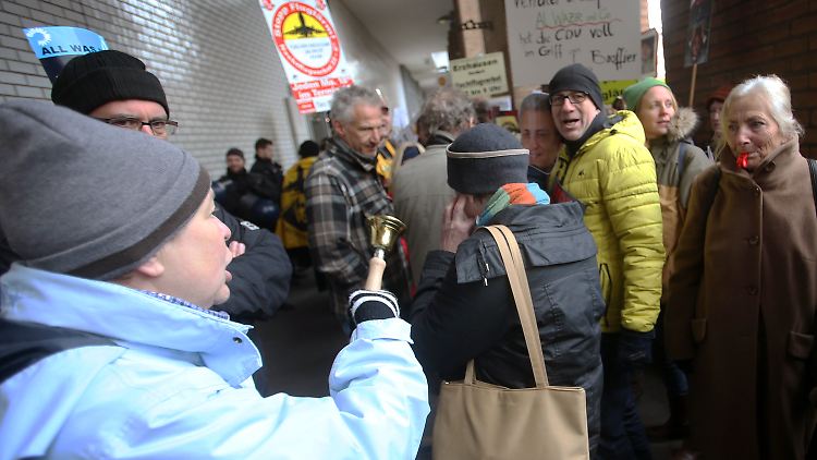 Die Fluglärmgegner hatten mehr von den Verhandlungen erwartet. Sie fühlen sich nicht mehr von den Grünen vertreten.