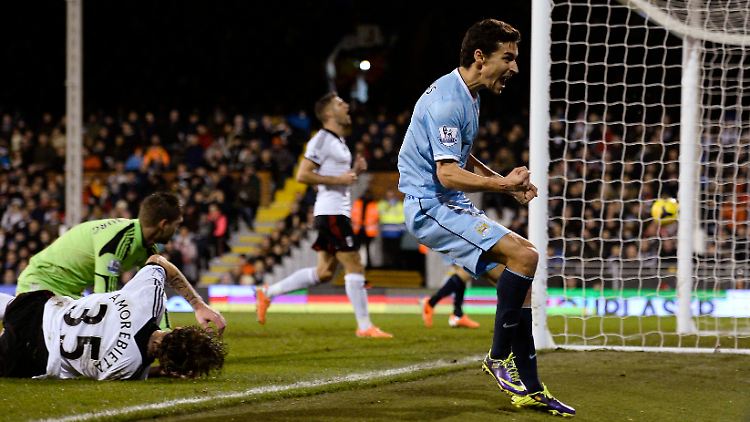 Nach dem überraschenden Ausgleich für Fulham schlug Jesus Navas wieder für die Citizens zurück.
