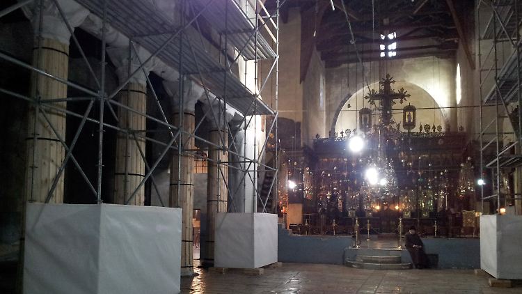 Die Geburtskirche gilt als schwer einsturzgefährdet. Das hat auch schon die Unesco registriert.