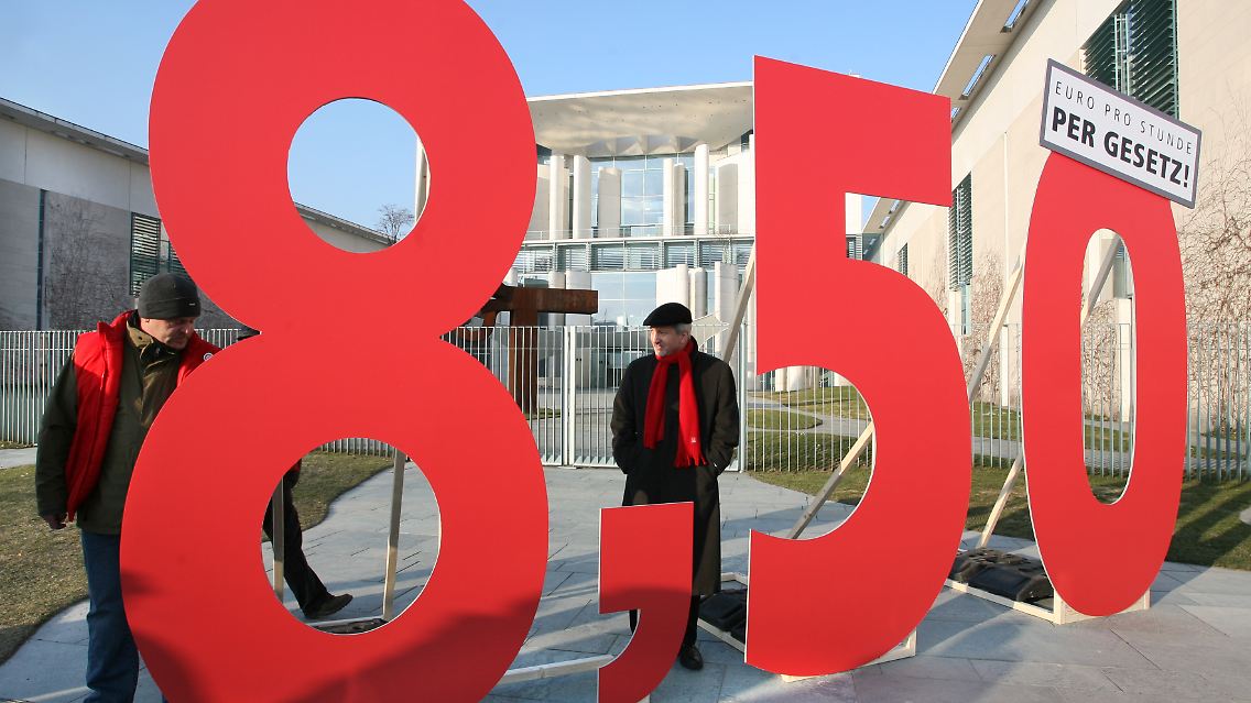 44460743.jpg
