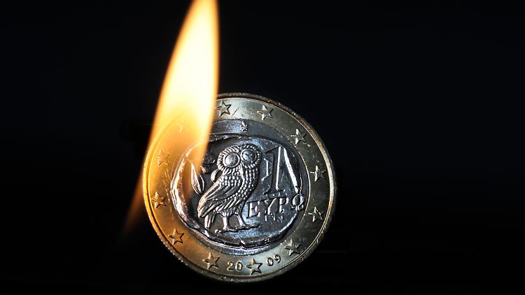Böse Erinnerungen werden wach: Griechenland, das höchstverschuldete Land der EU und Epizentrum der Eurokrise, musste mit Milliardenkrediten vor dem Staatsbankrott bewahrt werden.