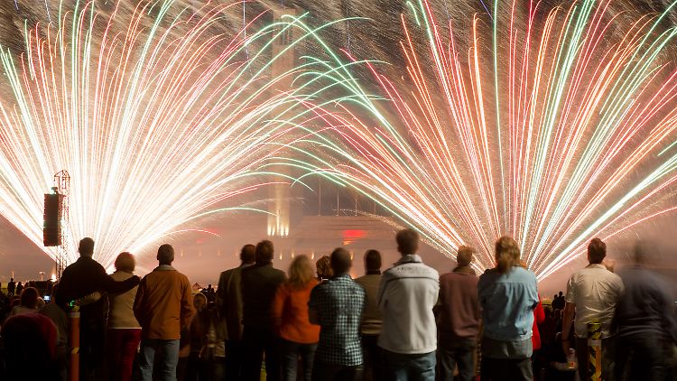 Die Freuden der Pyrotechnik sind - egal wo - wenn überhaupt am 31. Dezember und 1. Januar gestattet.