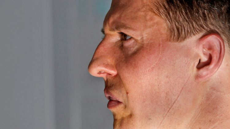 Michael Schumacher hat noch einen harten Kampf vor sich.