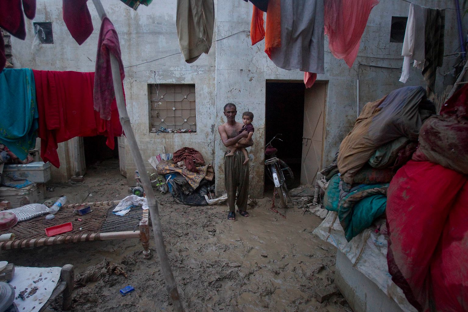 Das Elend in Pakistan nimmt kein Ende.