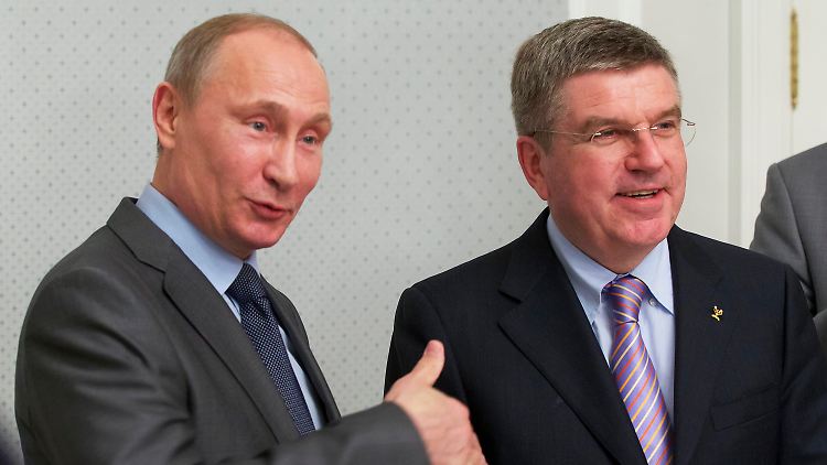 Präsident und IOC-Chef: Putin (l.) und Bach bei einem Treffen im Oktober 2013.