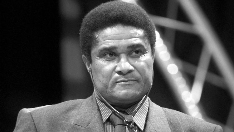 1999 wurde Eusébio als sechstbester europäischer Fußballer des Jahrhunderts ausgezeichnet.