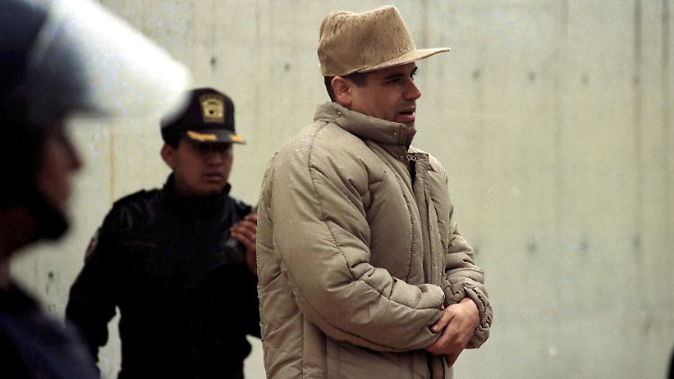 Guzmán gelingt schon wieder die Flucht aus dem Gefängnis.