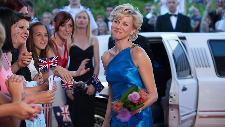 Die meistfotografierte Frau der Welt: Lady Diana, dargestellt von Naomi Watts.
