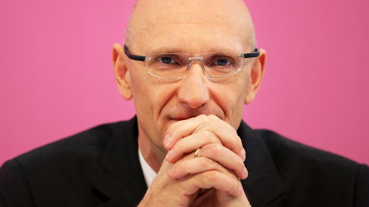 Der neue Telekom-Chef Höttges: "13 Jahre bin ich bei der Telekom und heute stelle ich mich vor."