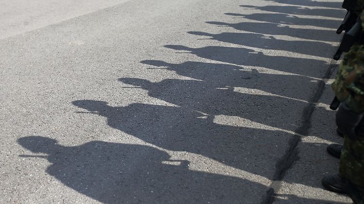 Die Beschwerden von Soldaten über Missstände bei der Bundeswehr hatten 2013 einen neuen Höchststand erreicht.