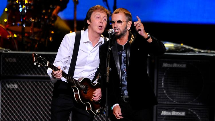 Paul McCartney und Ringo Starr sangen 2009 in New York die alten Beatles-Hits.
