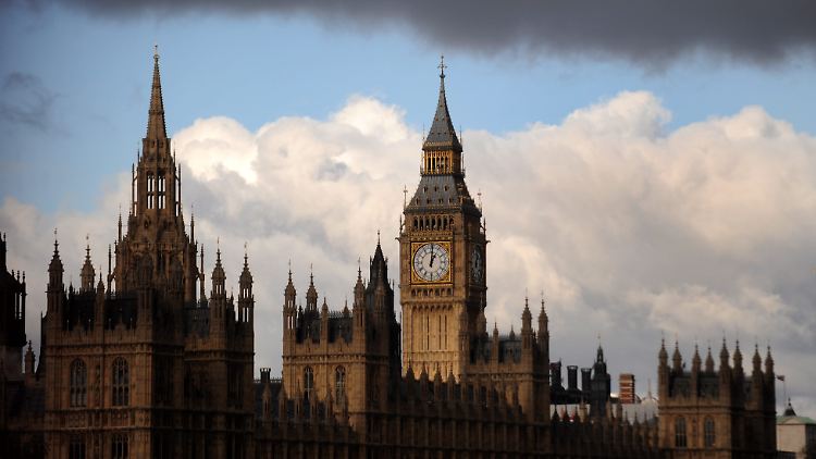 Die Billigunterkunft von Tune Hotels liegt in der Nähe von Big Ben.