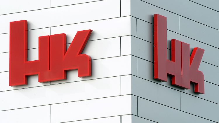Heckler & Koch muss die entlassenen Mitarbeiter weiter beschäftigen.