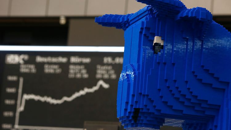 Wer wird im Dax-Jahr die Nase vorn haben? Bulle oder Bär?