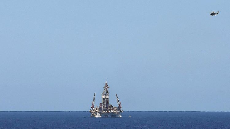 Trockene Bohrköpfe: Die Lagerstätten sind schwer zugänglich, die Erschließung kostet Milliarden.