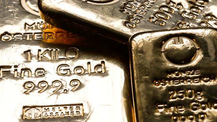 Es ist nicht immer alles Gold, was glänzt: An den Rohstoffmärkten bewegt sich der Goldpreis am Ende der Handelswoche kaum.