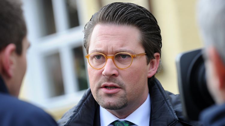 "Doktor filozofie" Andreas Scheuer