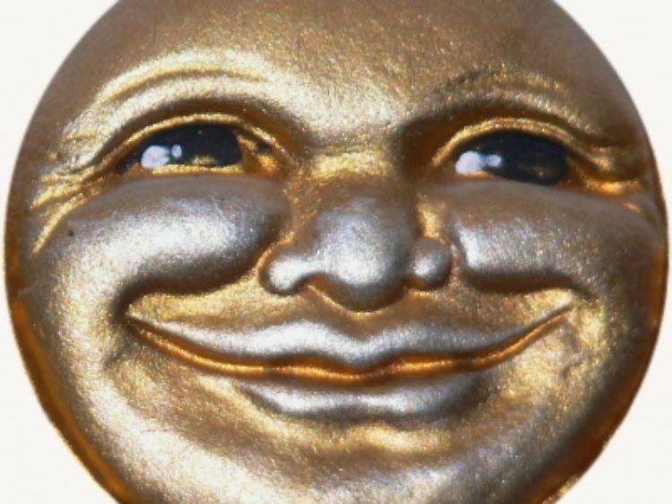 Der Mann im Mond: Lacht der mich an oder aus?