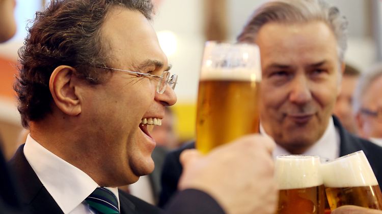 "Ohne Bayern wär hier gar nix los": Bundeslandwirtschaftsminister Hans-Peter Friedrich zeigt, wie's gemacht wird...
