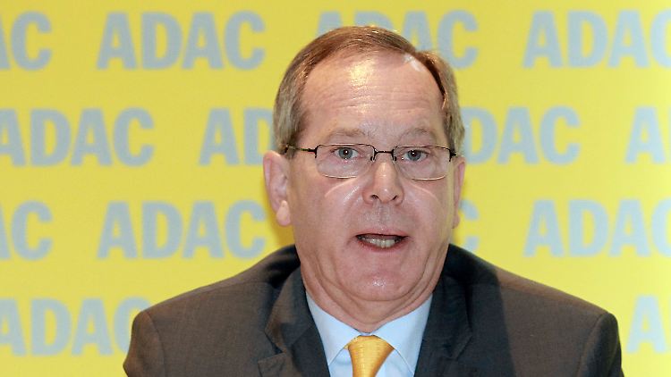 Beim Autofahren kommt der Wind fast immer von vorn: ADAC-Präsident Peter Meyer.