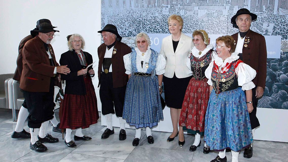 In schlichter Kleidung: Erika Steinbach.