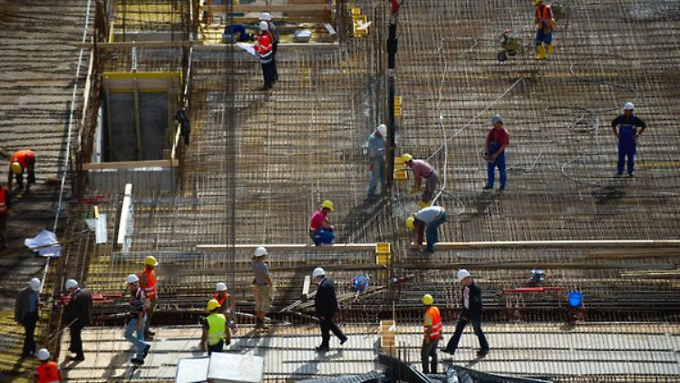 Die Branche will im laufenden Jahr fasst 99 Milliarden Euro umsetzen.