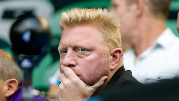 Das ging mächtig in die Hose: Boris Becker erlebt seine erste herbe Enttäuschung als Trainer von Novak Djokovic.